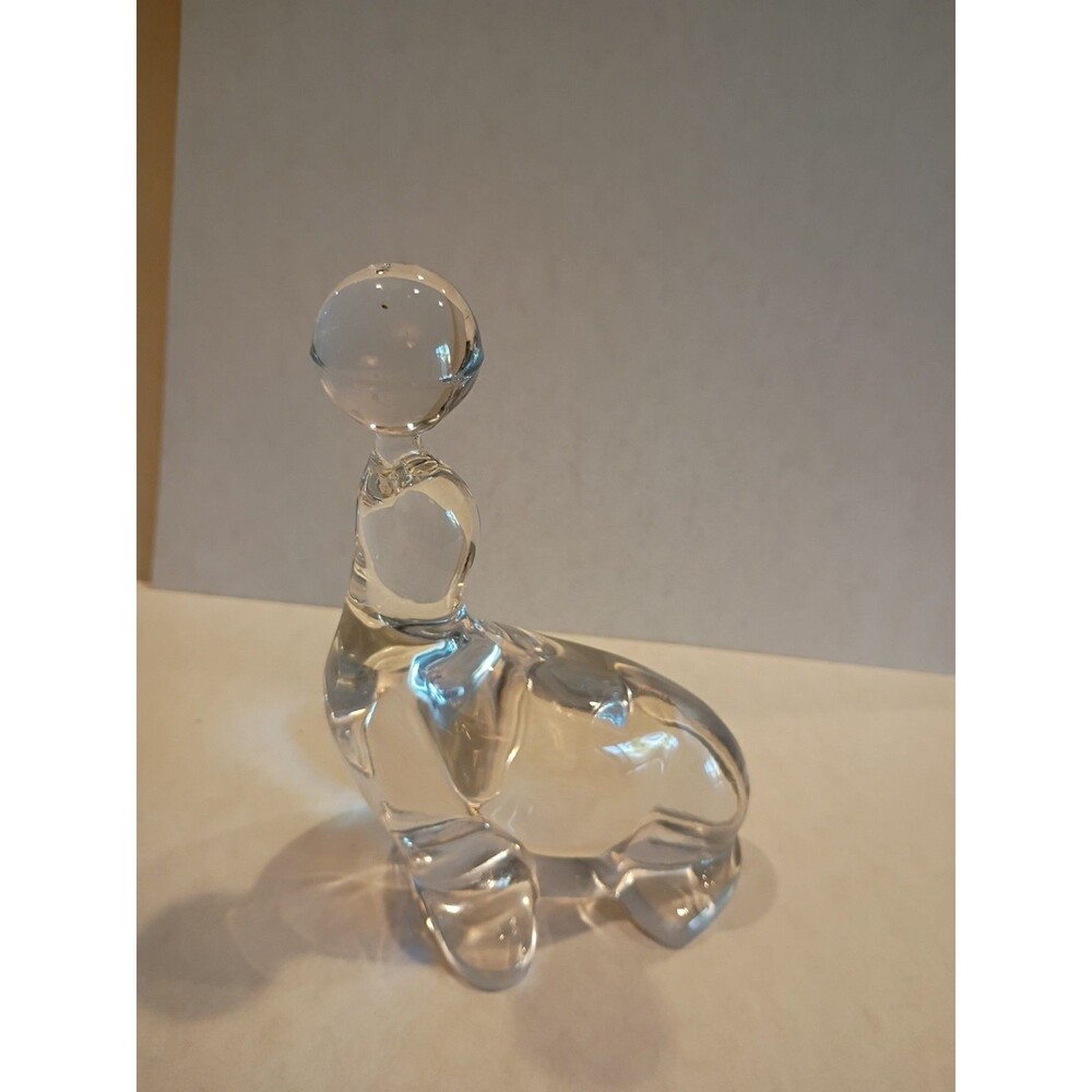 Baby Seal w Ball 4 5/8" New Martinsville Glass Company #435 Animals and Figurine